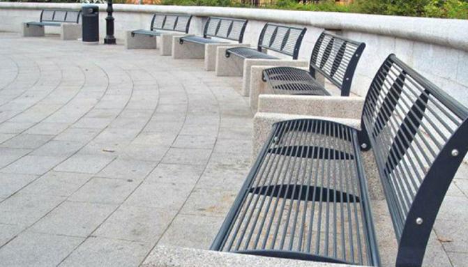 Arredo urbano: panchine per una sosta in relax