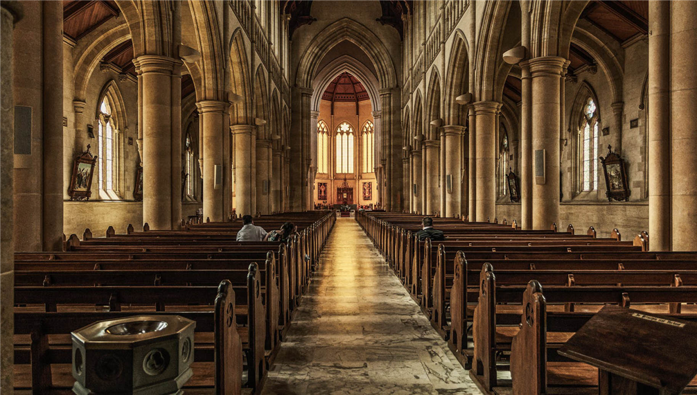 Arredo ecclesiastico per la valorizzazione di ogni spazio